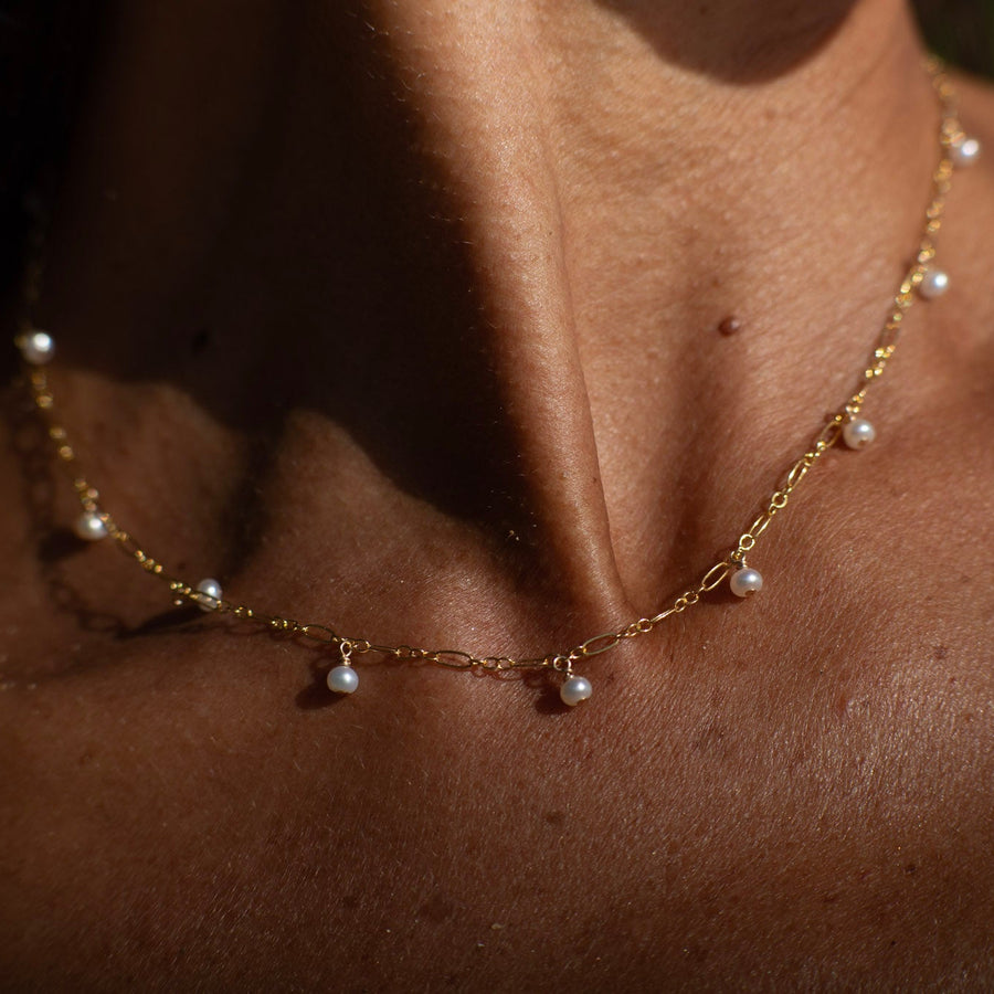 Balance Necklace (White Pearls)